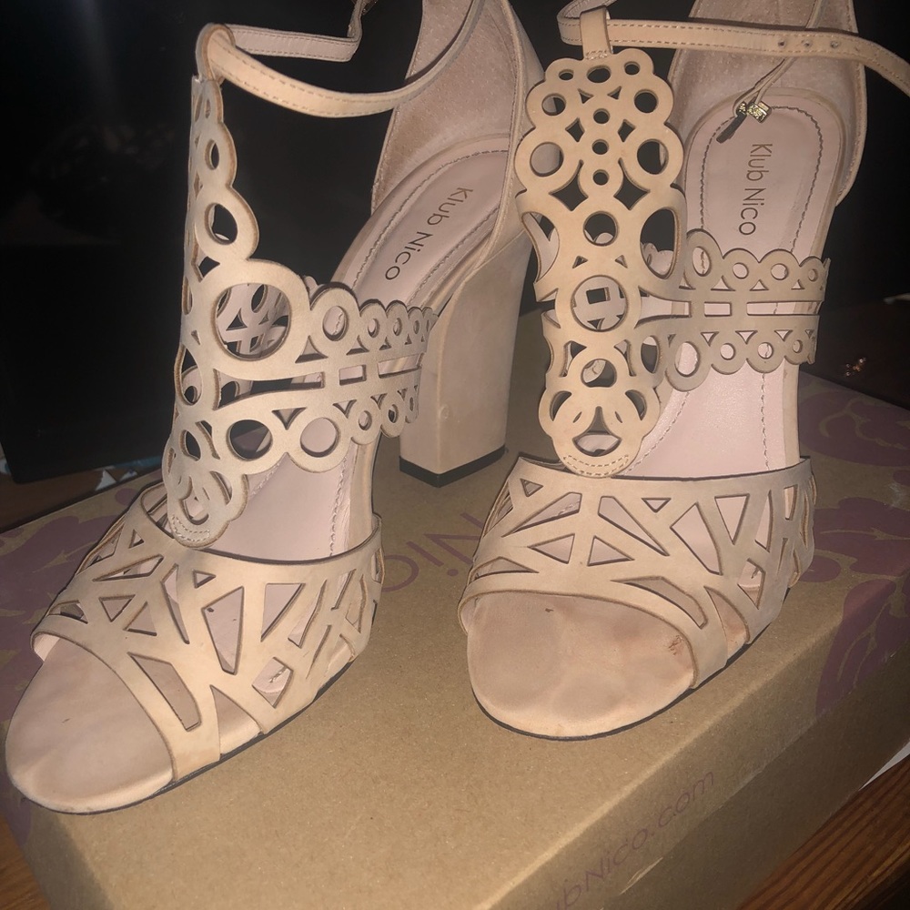 Nude sandals